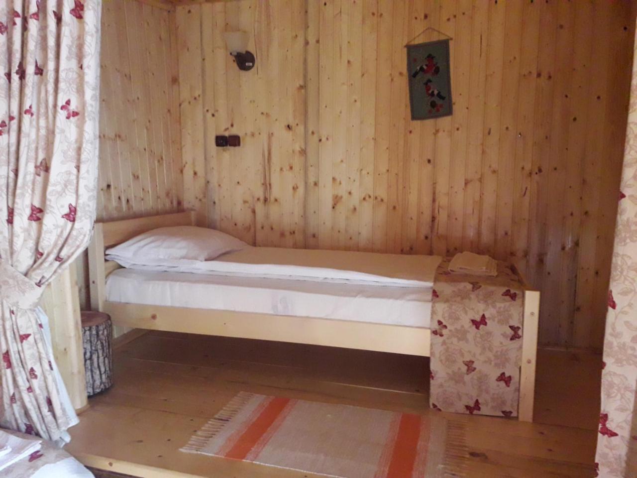 Gasthof Casa Bunicii Costeşti